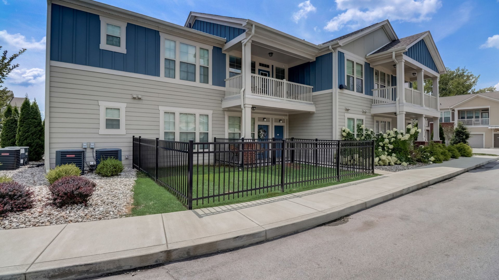 Photos of Springs at Hamburg in Lexington, KY